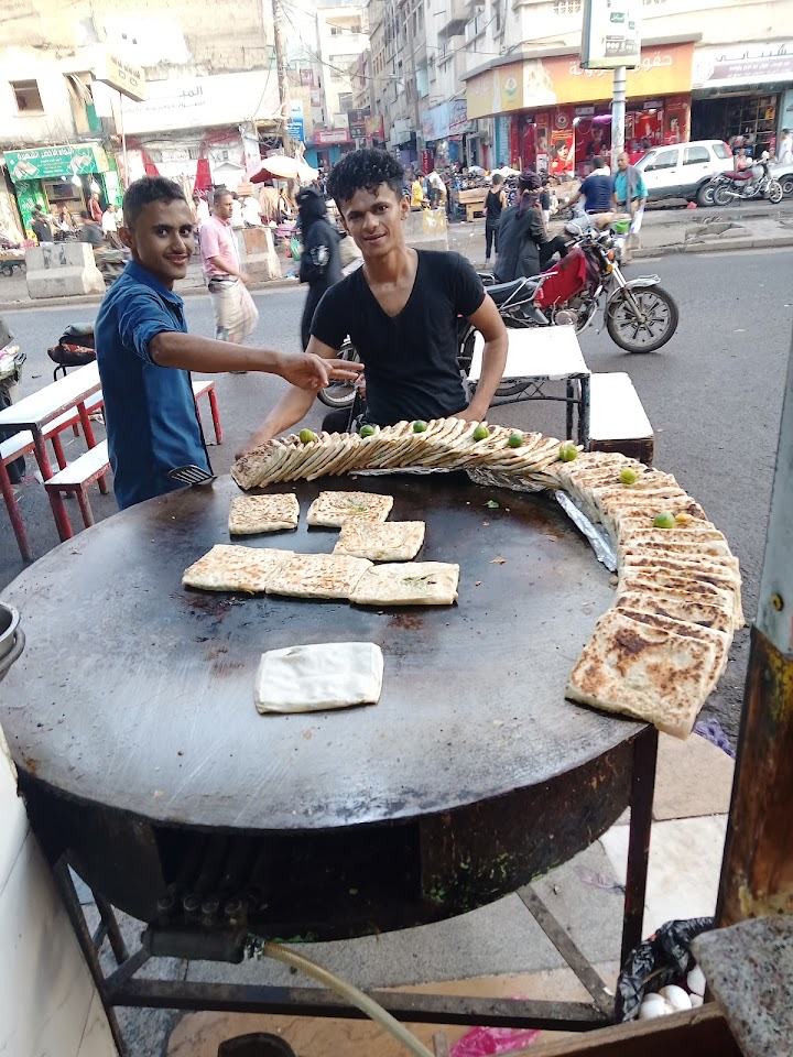 صورة من كفتيريا ينابيع المليك